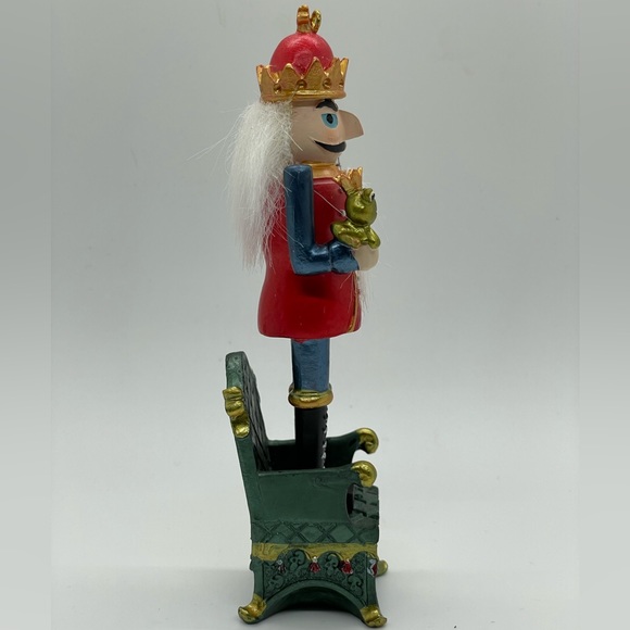 Nutcracker ornament - Picture 5 of 5